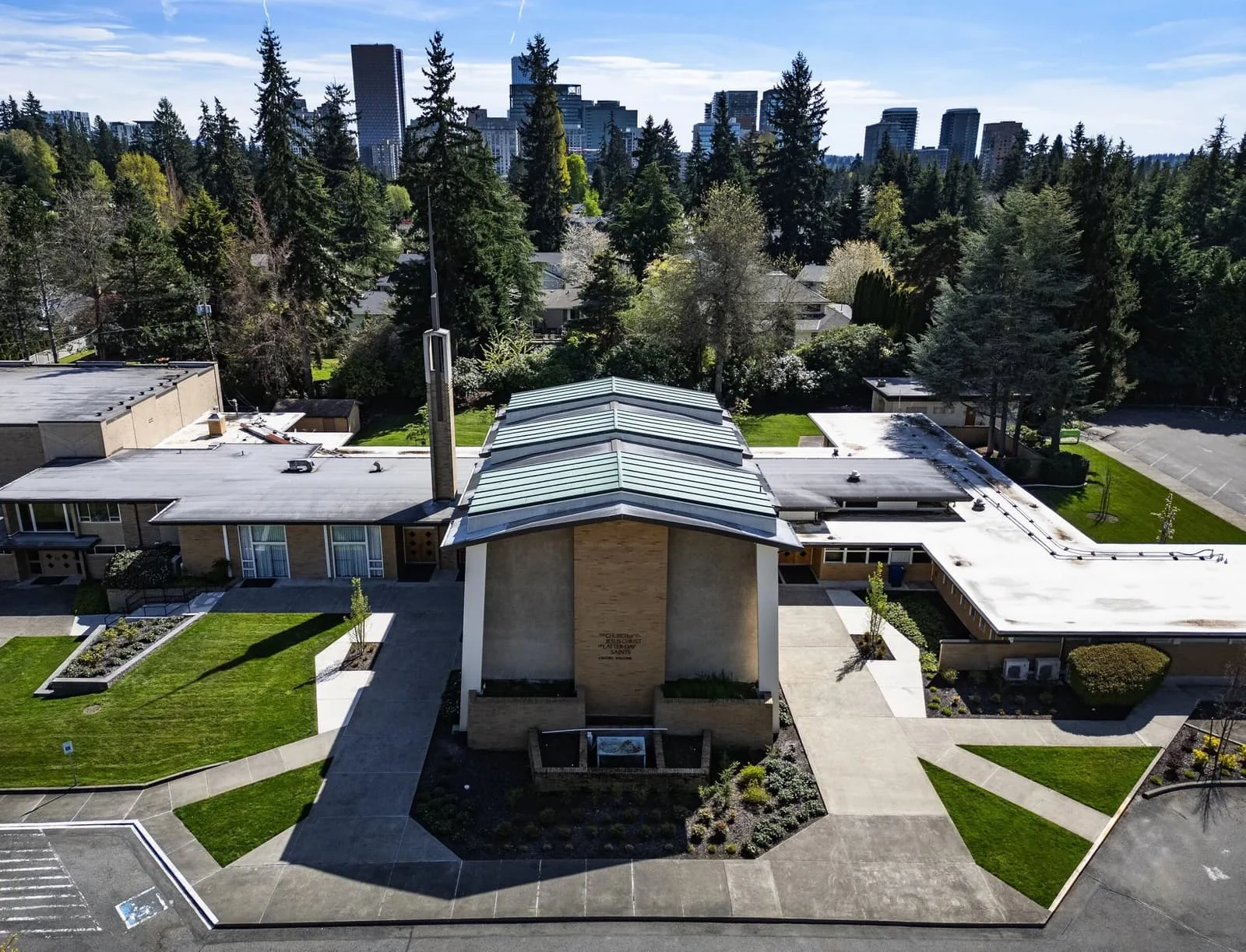 Commercial Roofing for Insurance Restoration in Flint, MI
